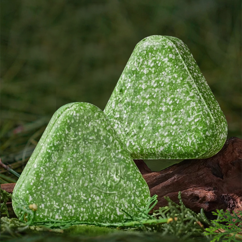 🌿 Offre Spéciale : Achetez 2, Obtenez 3 ! ✨ Shampoing Solide Renforçant - 95% d'Ingrédients Naturels, Volume et Éclat Intenses, Sans Sulfate et Écologique 💪