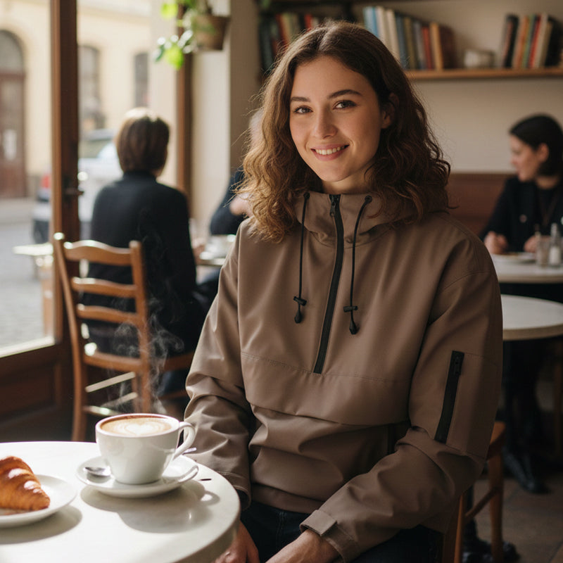 Pull à capuche imprimé léopard avec poche kangourou