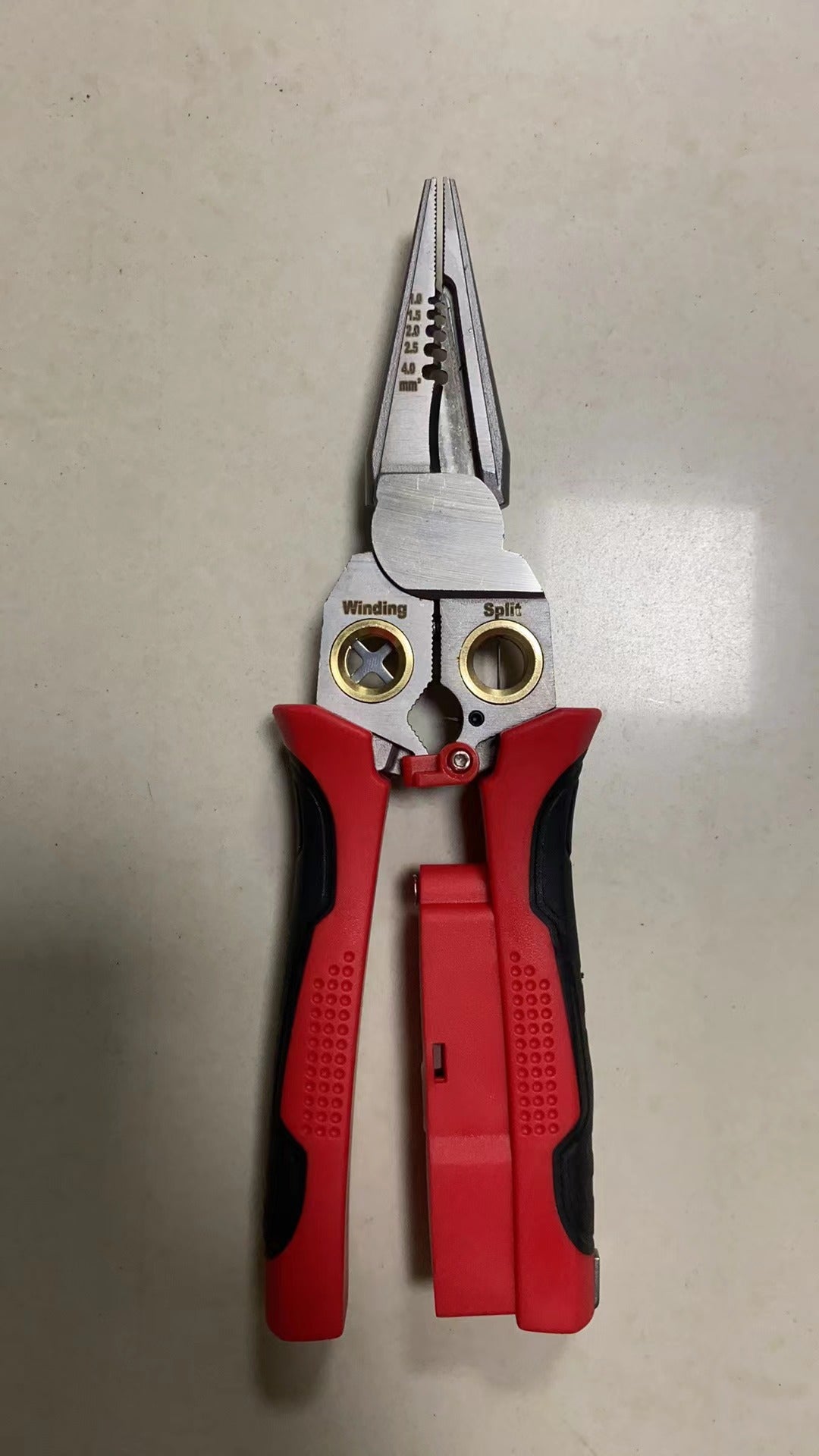 ⏳Promotion Éclair⏰Ciseaux coupe-fils multifonctions 8 en 1 avec test électrique🗜️