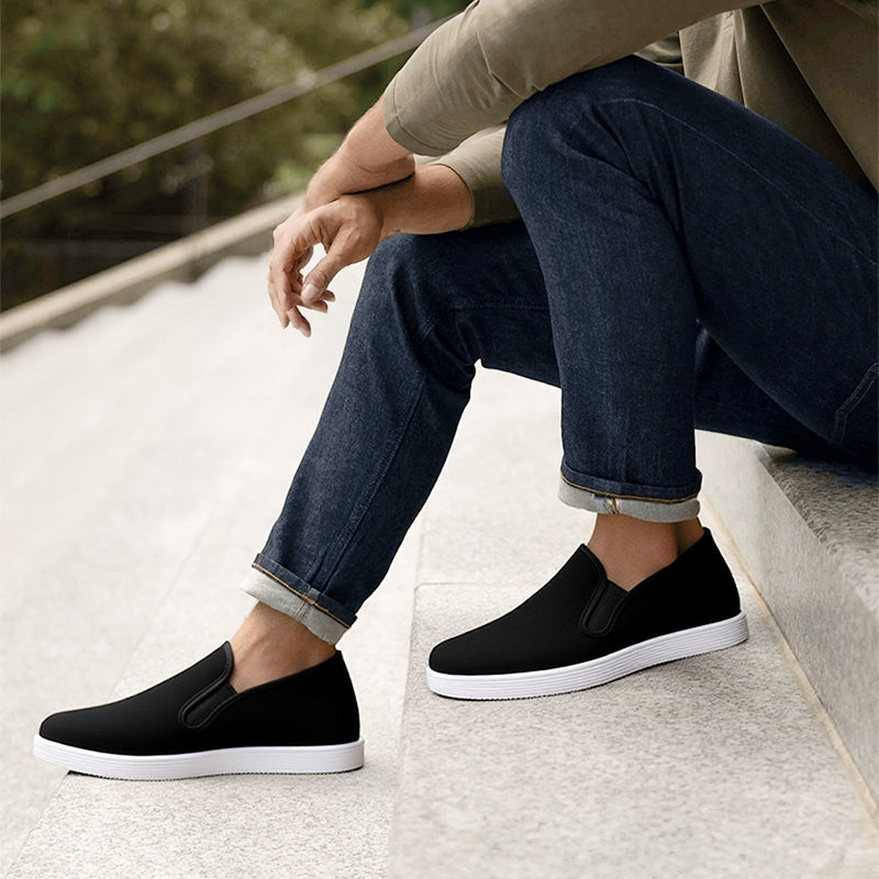Chaussures traditionnelles respirantes à enfiler pour hommes