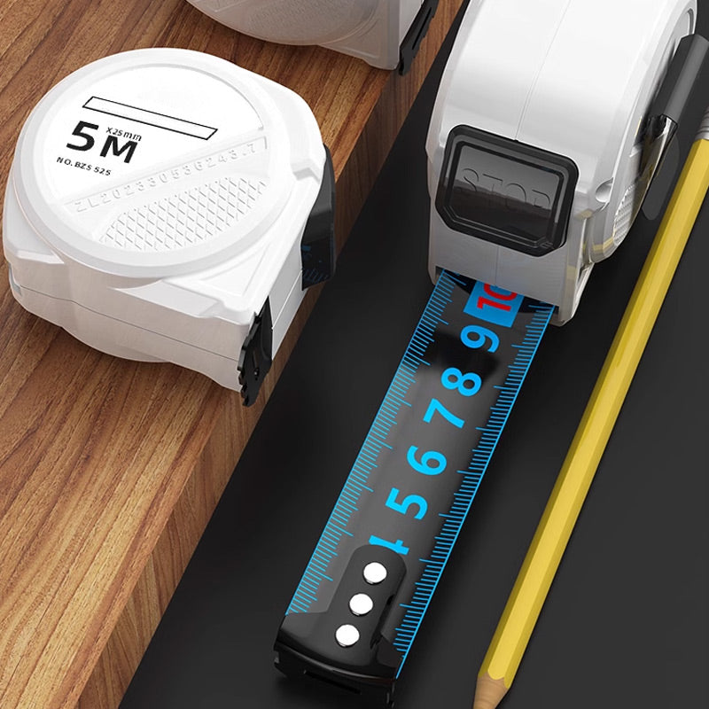 Mètre ruban de haute précision avec système autobloquant