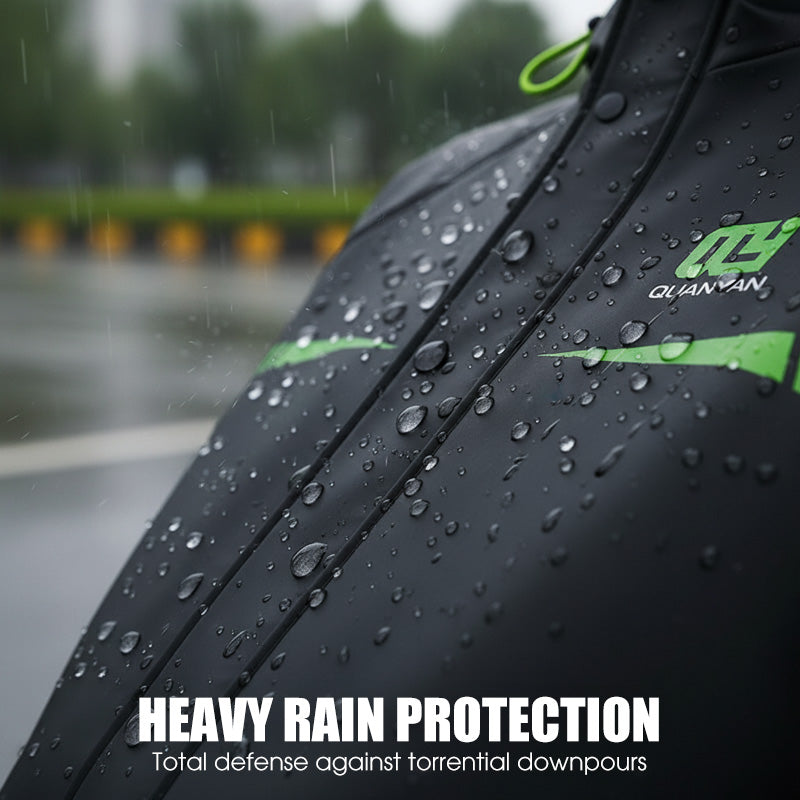 Combinaison imperméable de cyclisme avec capuche