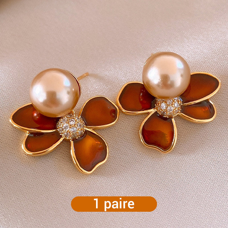 Boucles d'oreilles puces florales style vintage pour femme