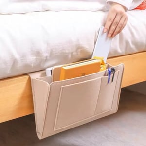🛏️50 % DE RÉDUCTION MAINTENANT ! Sac de rangement suspendu pour chevet – Organisateur de lit multi-poches, pochette suspendue en feutre pour lit superposé, idéal pour ranger tablette, livre, téléphone et articles de papeterie.